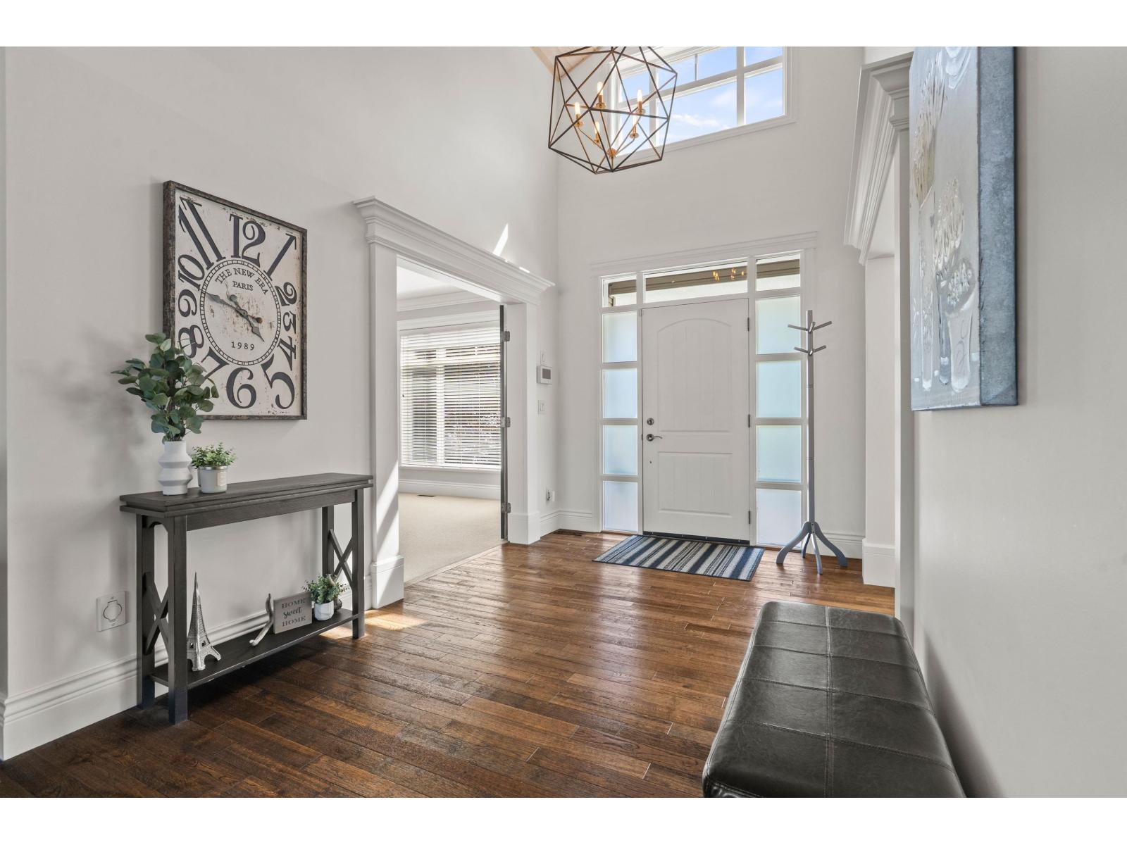 8557 Fripp Terrace, Mission, British Columbia V2V 6T3 - Photo 4 - R3130525