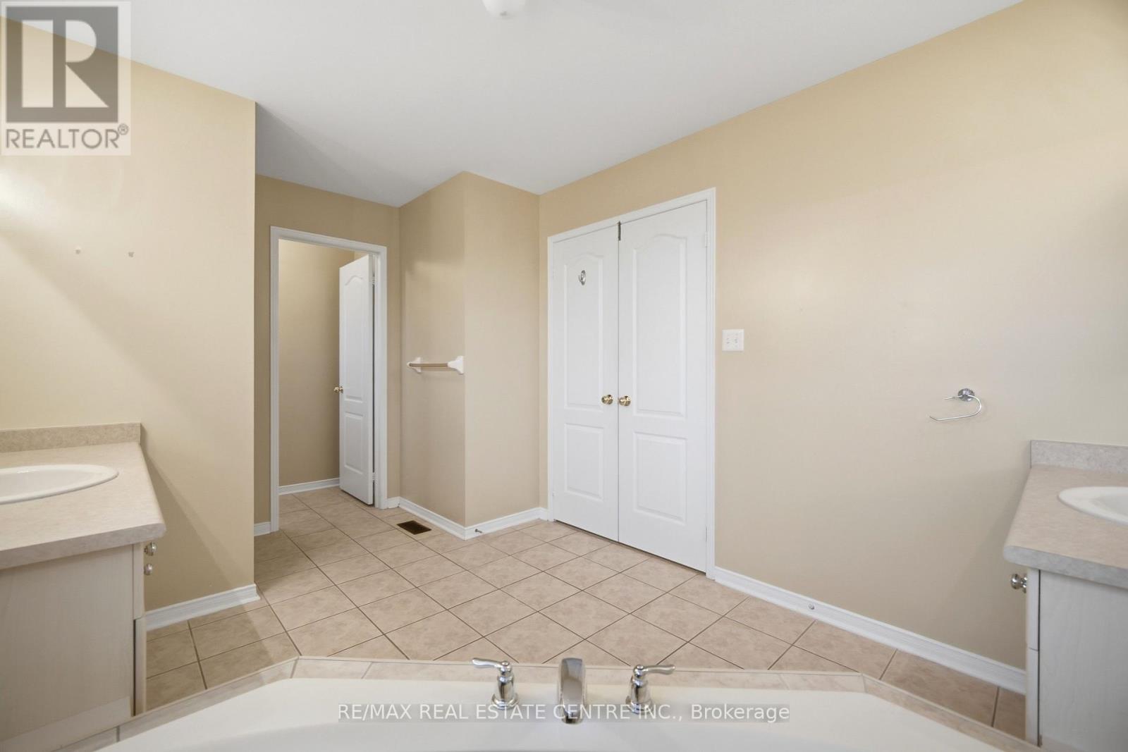 5218 Oscar Peterson Boulevard, Mississauga, Ontario  L5M 0E1 - Photo 31 - W13230334