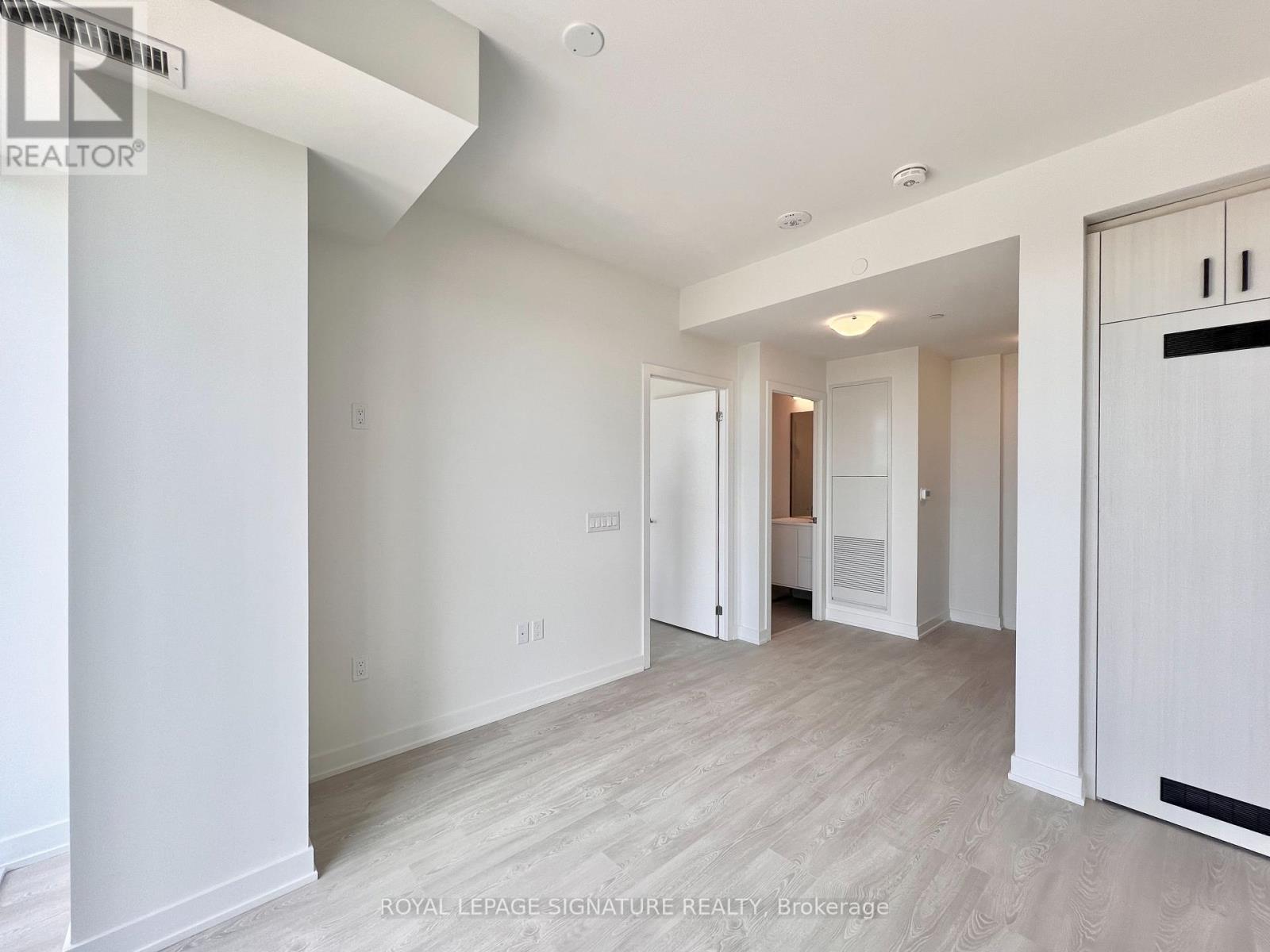 2804 - 5 Quarrington Lane, Toronto, Ontario  M3C 0S5 - Photo 12 - C13231418
