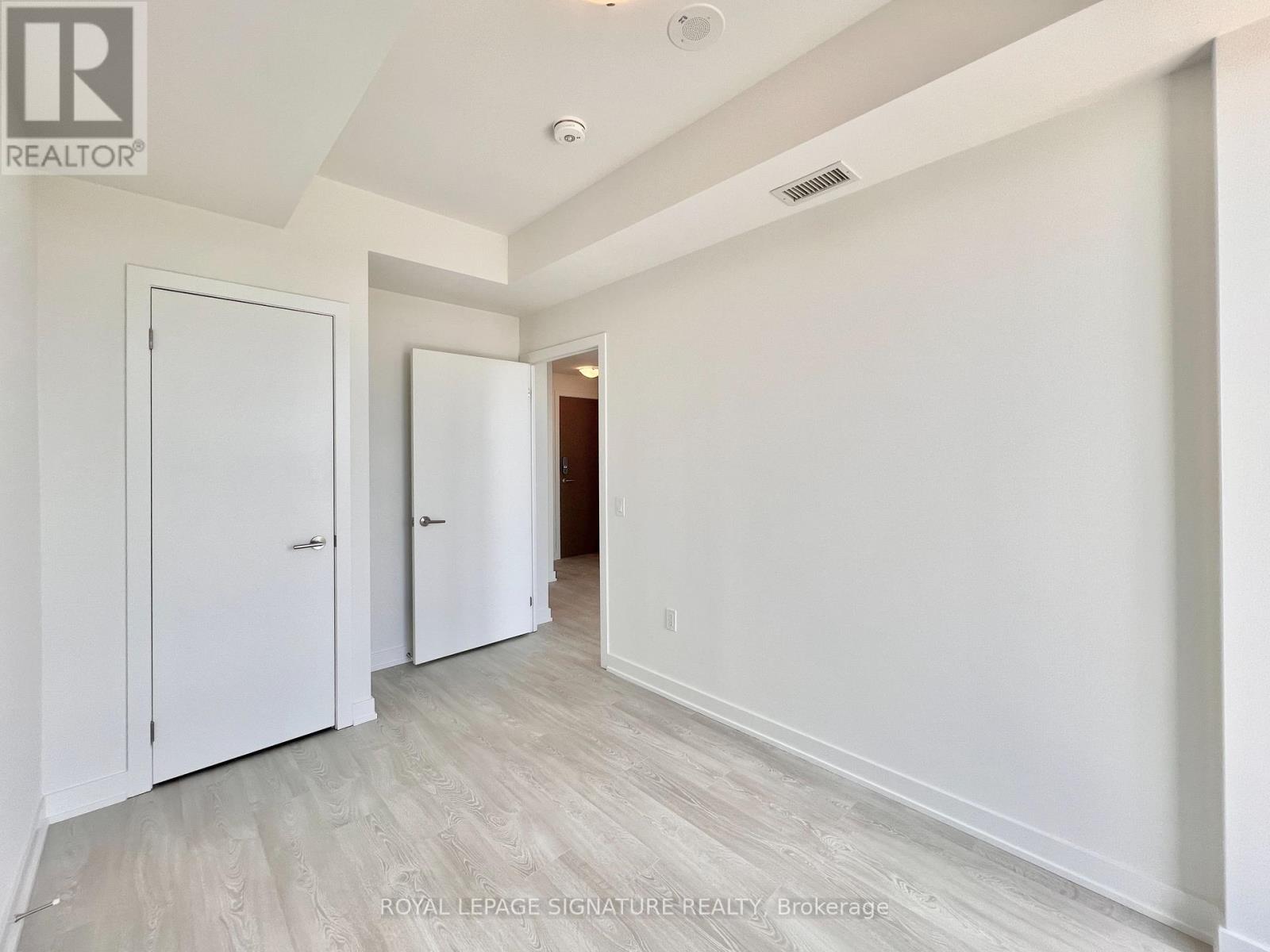 2804 - 5 Quarrington Lane, Toronto, Ontario  M3C 0S5 - Photo 15 - C13231418