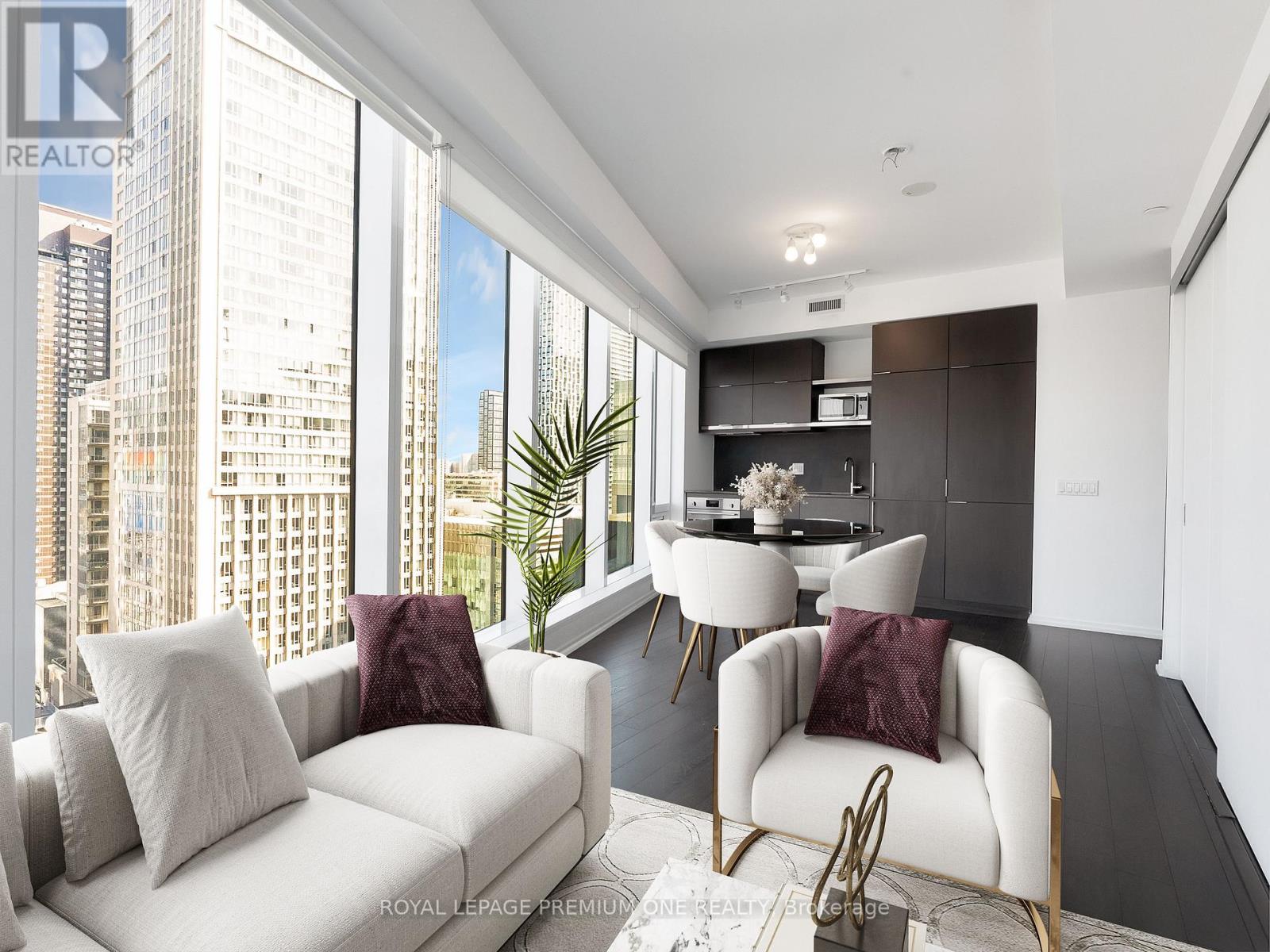 1412 - 197 YONGE STREET, Toronto, Ontario