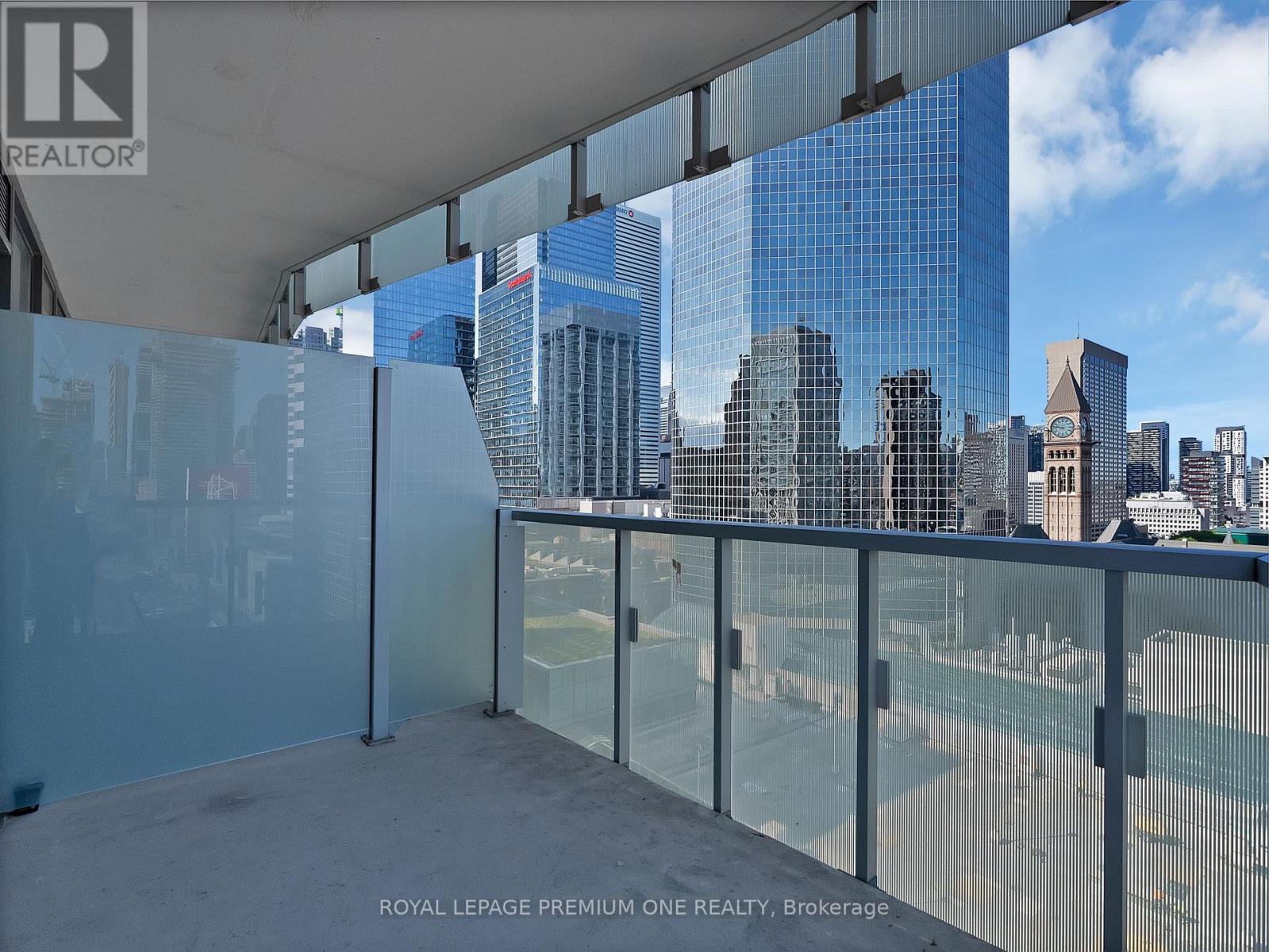 1412 - 197 Yonge Street, Toronto, Ontario  M5B 1M4 - Photo 11 - C13231436