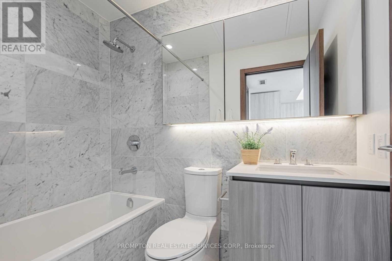 3810 - 17 Bathurst Street, Toronto, Ontario  M6A 2E1 - Photo 16 - C13231444