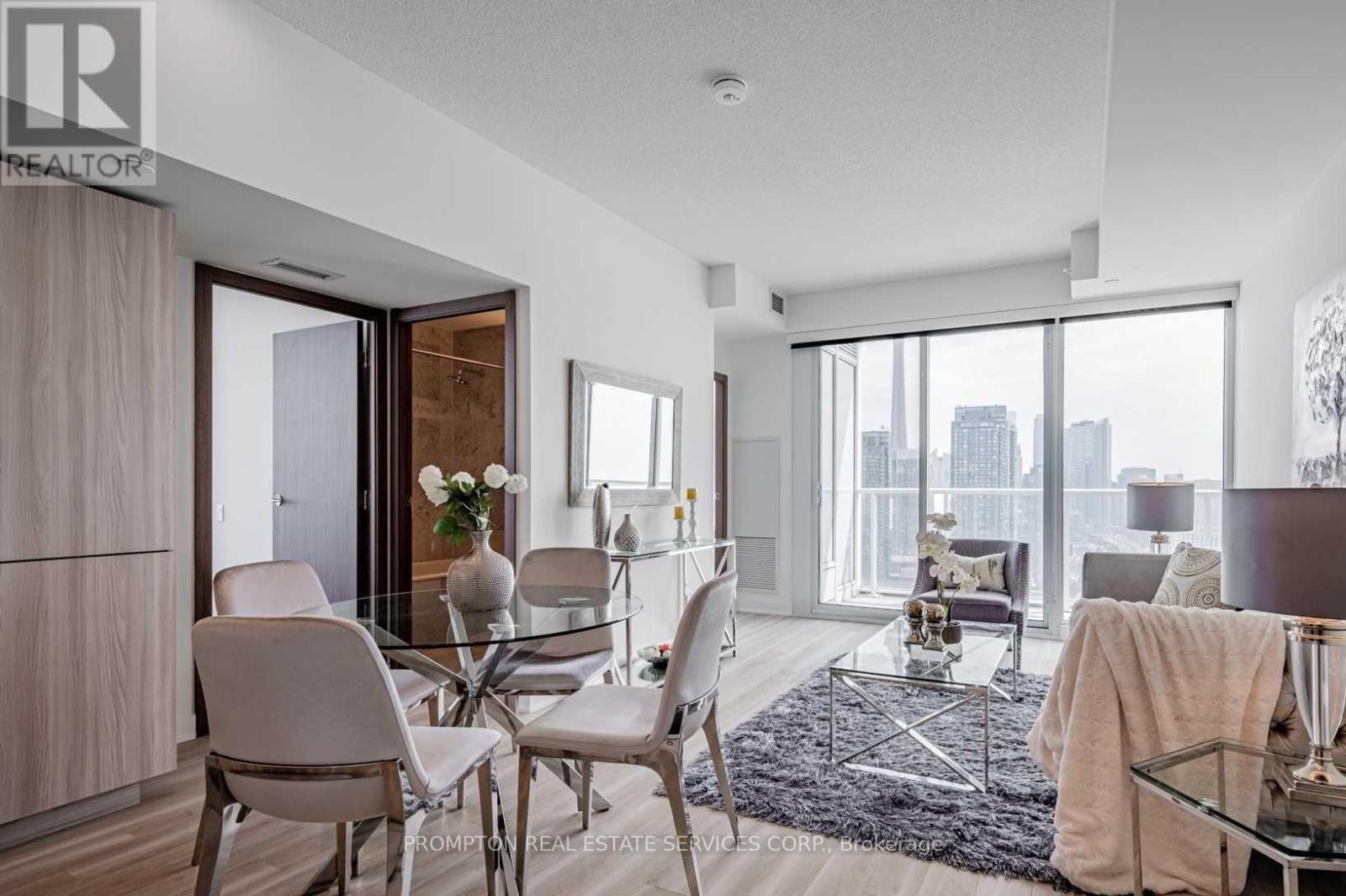 3810 - 17 Bathurst Street, Toronto, Ontario  M6A 2E1 - Photo 2 - C13231444