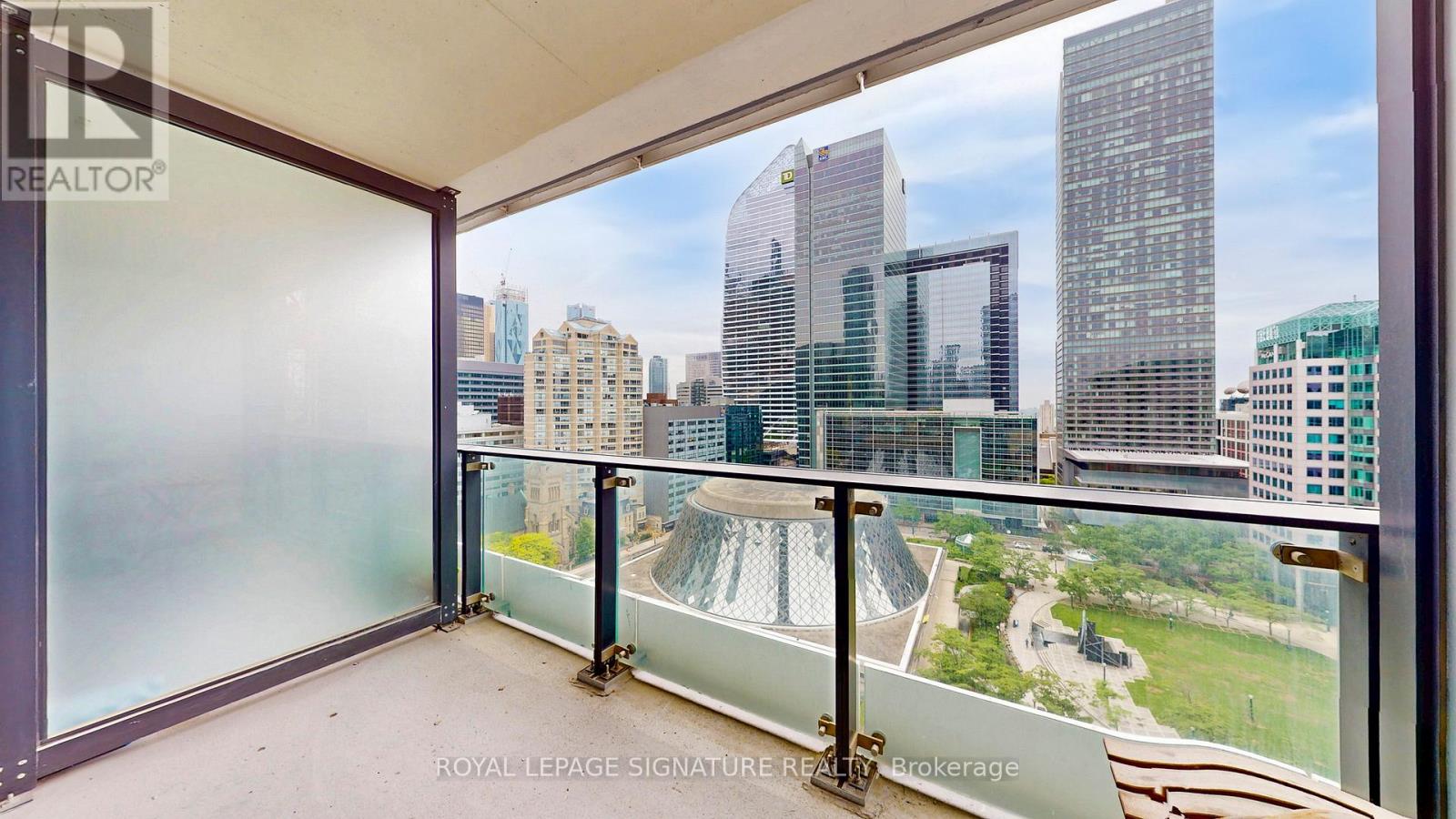 1406 - 224 King Street W, Toronto, Ontario  M5H 0A6 - Photo 16 - C13231472
