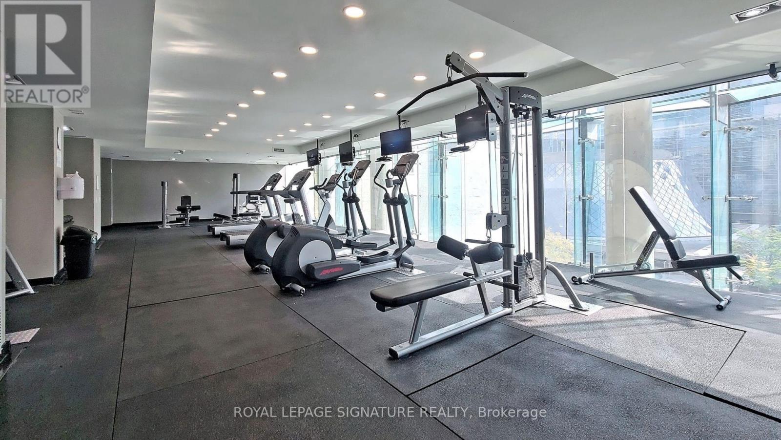 1406 - 224 King Street W, Toronto, Ontario  M5H 0A6 - Photo 18 - C13231472