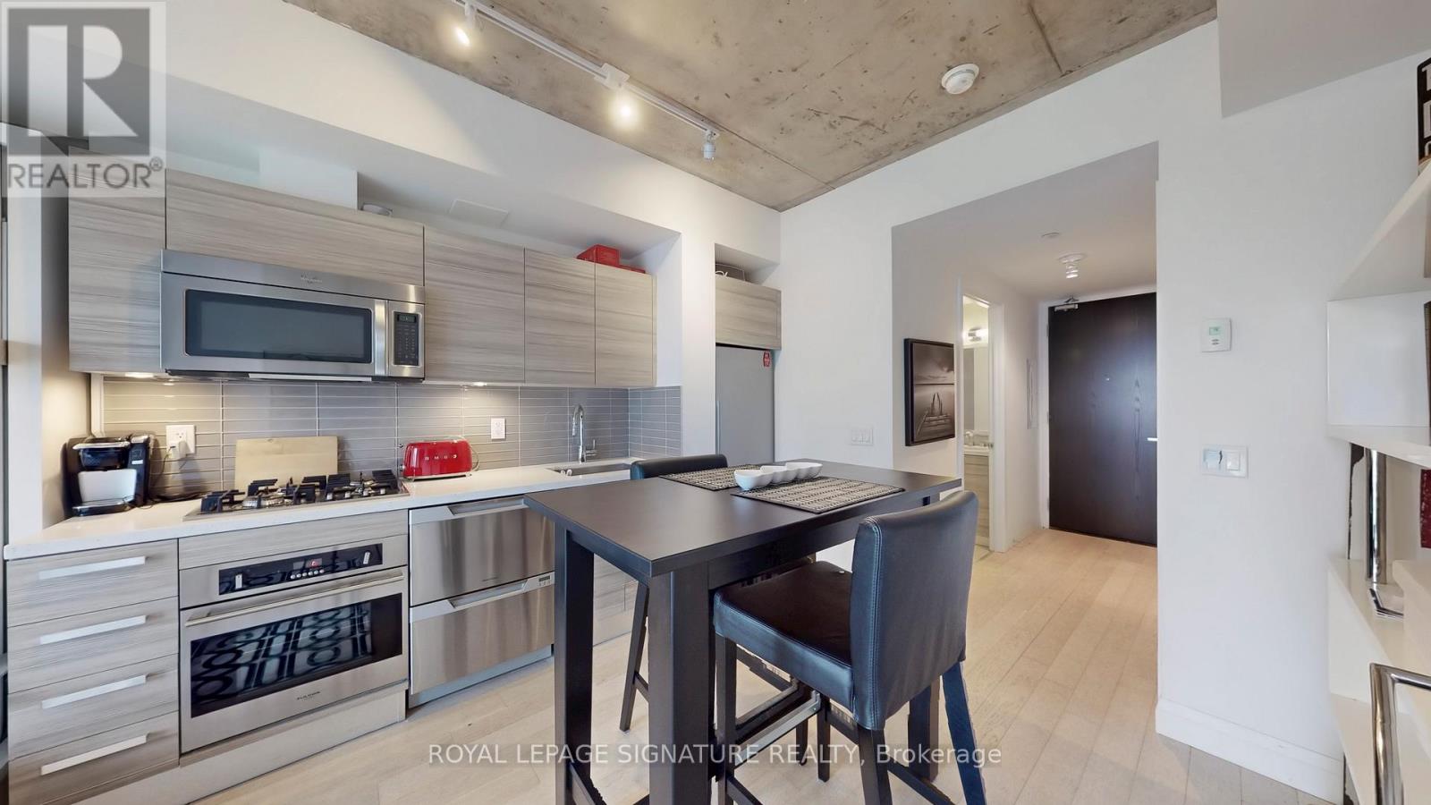 1406 - 224 King Street W, Toronto, Ontario  M5H 0A6 - Photo 6 - C13231472
