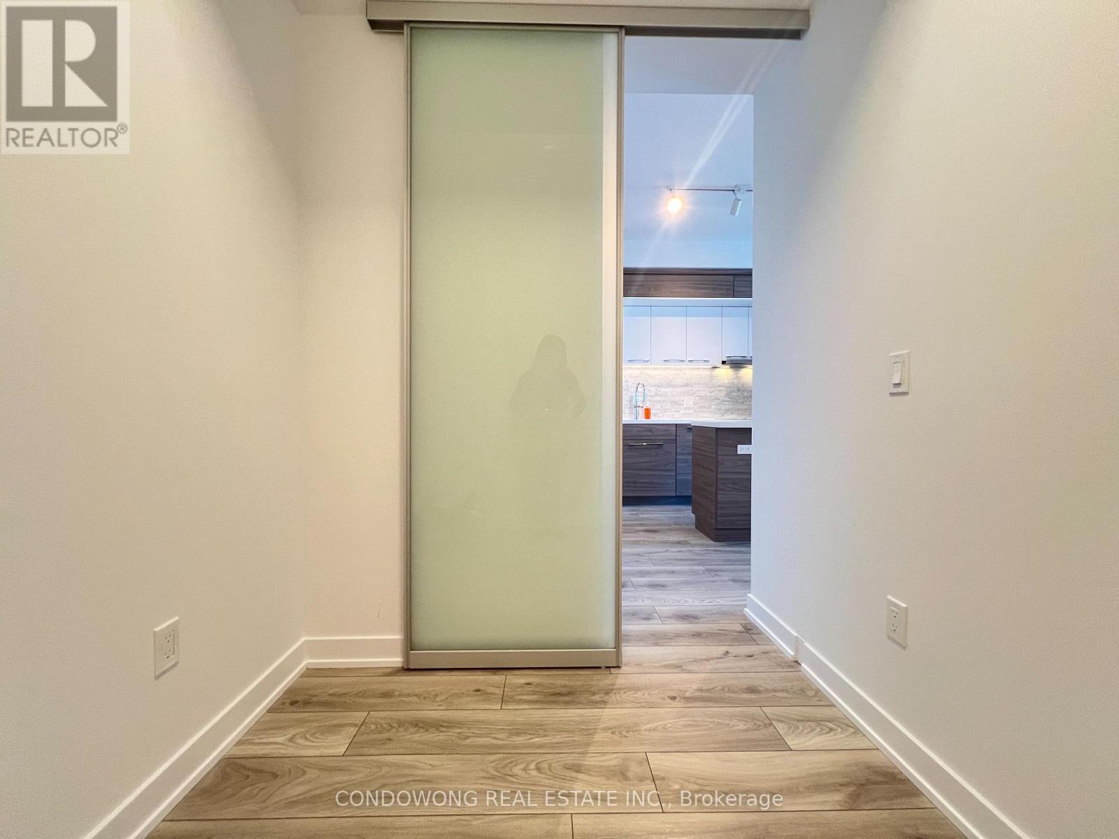 1012 - 29 Green Trail Court, Toronto, Ontario  M2K 0J9 - Photo 8 - C13231482