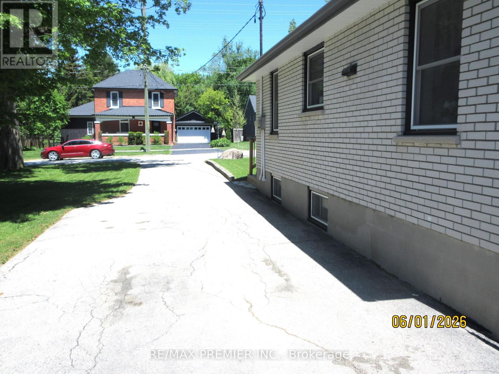 1 Victoria Street, Innisfil (Cookstown), Ontario  L0L 1L0 - Photo 2 - N13231476