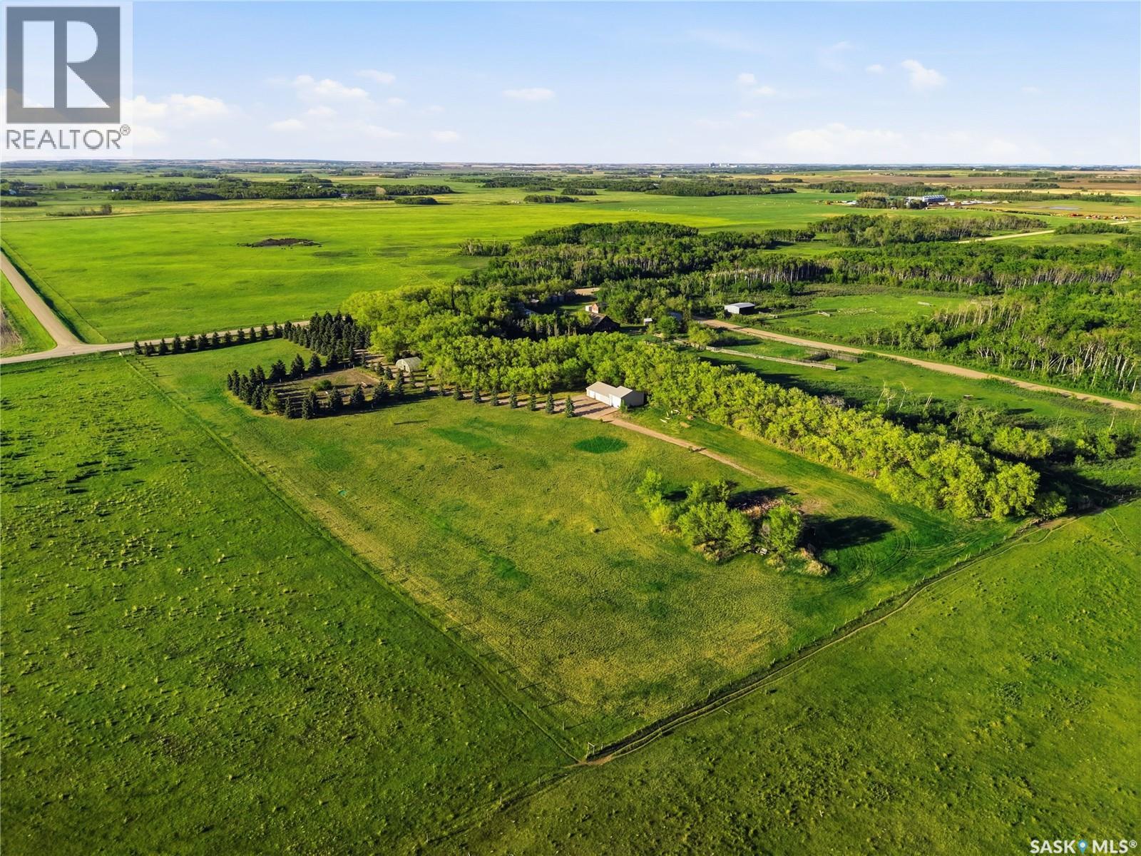 Elliot Acreage, Dundurn Rm No. 314, Saskatchewan  S7C 0E2 - Photo 4 - SK038005