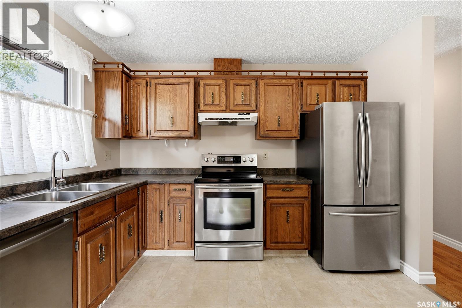 579 Tobin Crescent, Saskatoon, Saskatchewan  S7K 4N9 - Photo 10 - SK037698