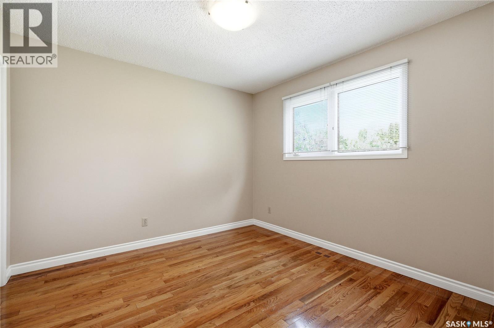 579 Tobin Crescent, Saskatoon, Saskatchewan  S7K 4N9 - Photo 25 - SK037698