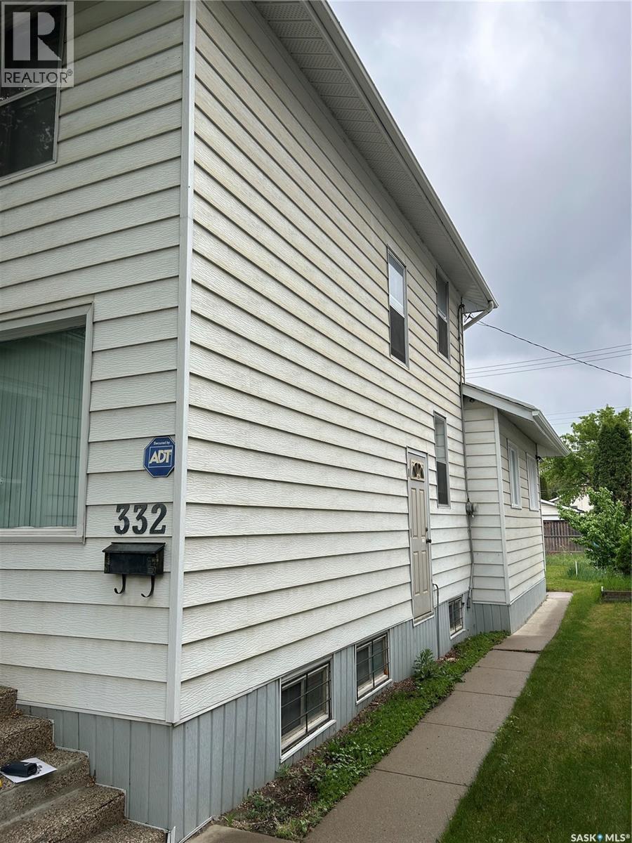 332 I Avenue S, Saskatoon, Saskatchewan  S7M 1Y2 - Photo 3 - SK037890