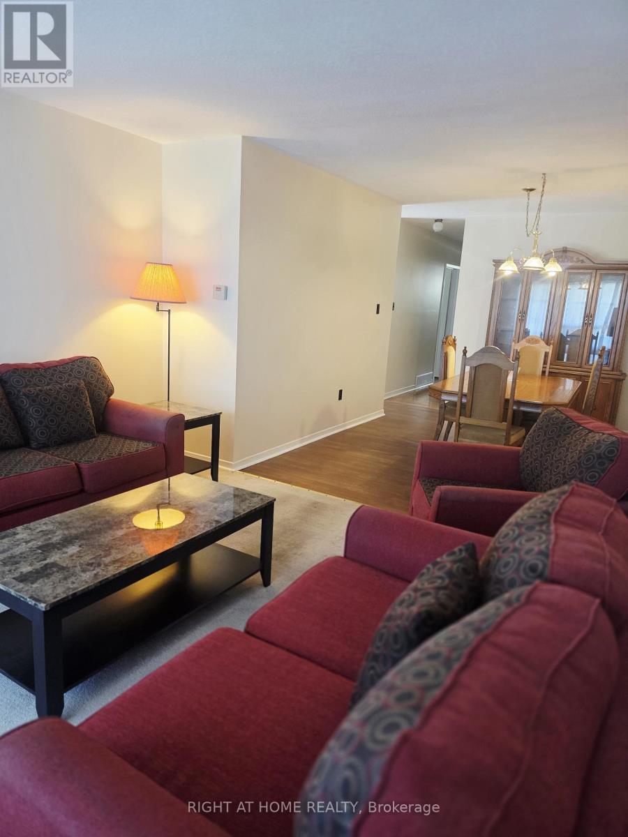 3556 Monica Drive, Mississauga, Ontario  L4T 2E5 - Photo 12 - W13231374