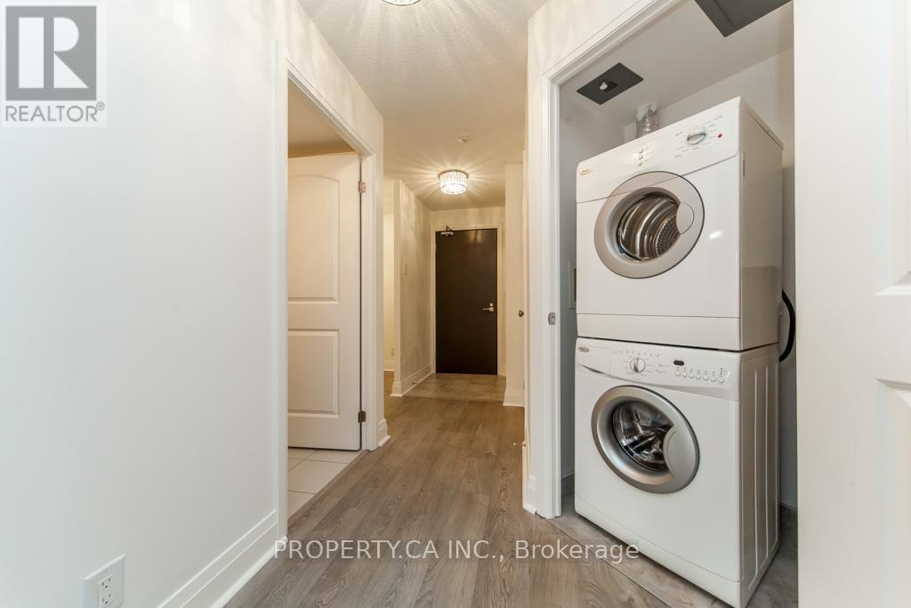 901 - 1060 Sheppard Avenue W, Toronto, Ontario  M3J 0G7 - Photo 8 - W13231438