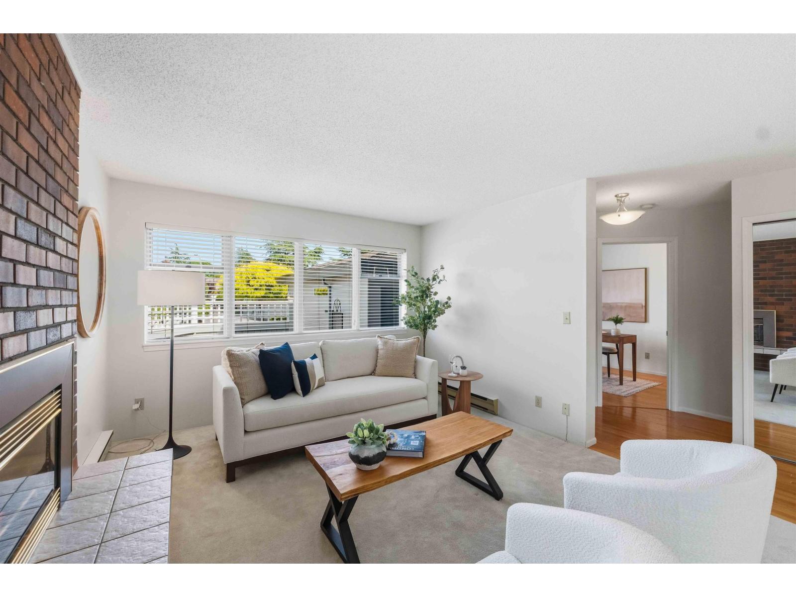 2 14227 18a Avenue, Surrey, British Columbia  V4A 7N8 - Photo 4 - R3131443