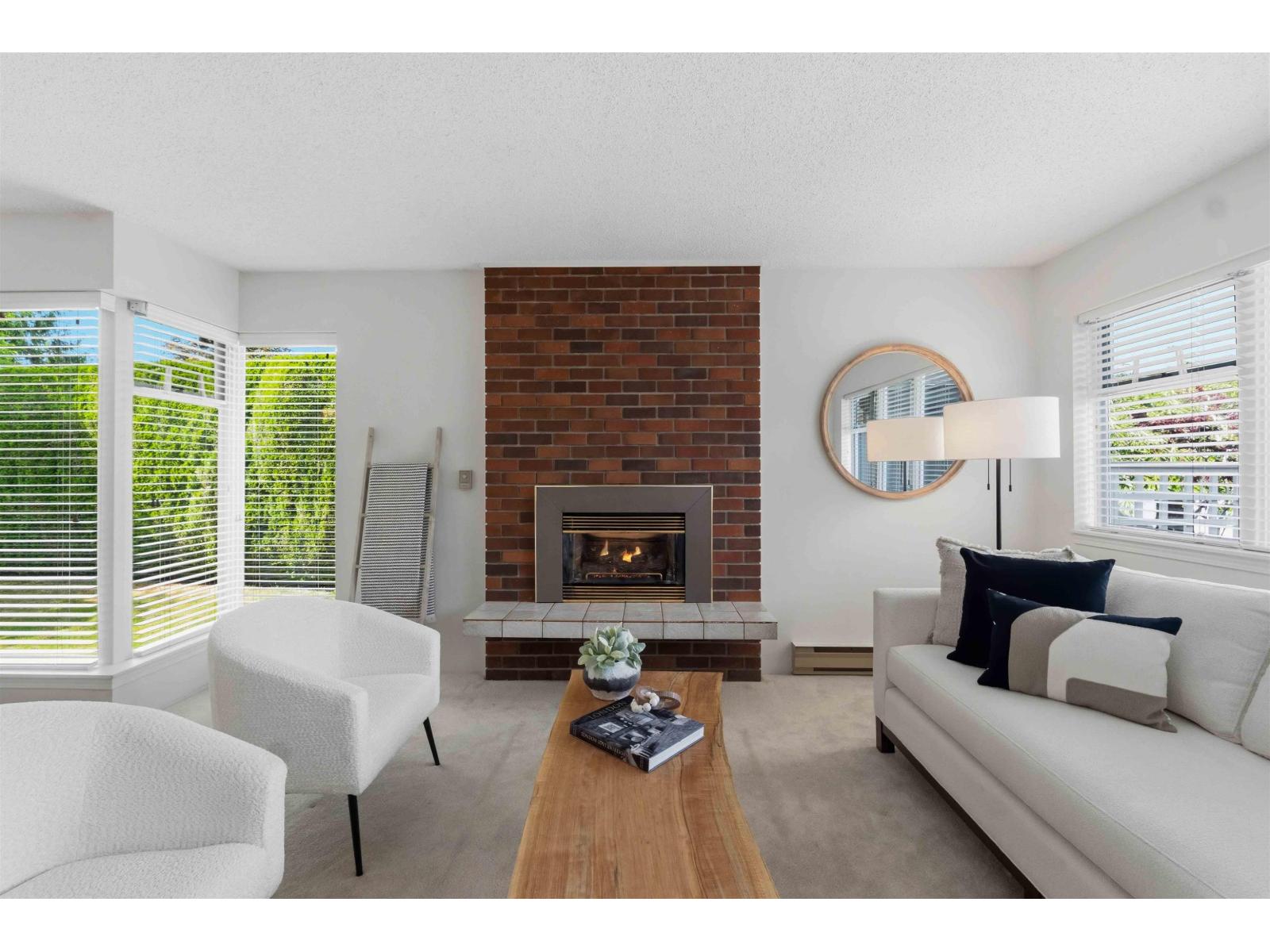 2 14227 18a Avenue, Surrey, British Columbia  V4A 7N8 - Photo 5 - R3131443