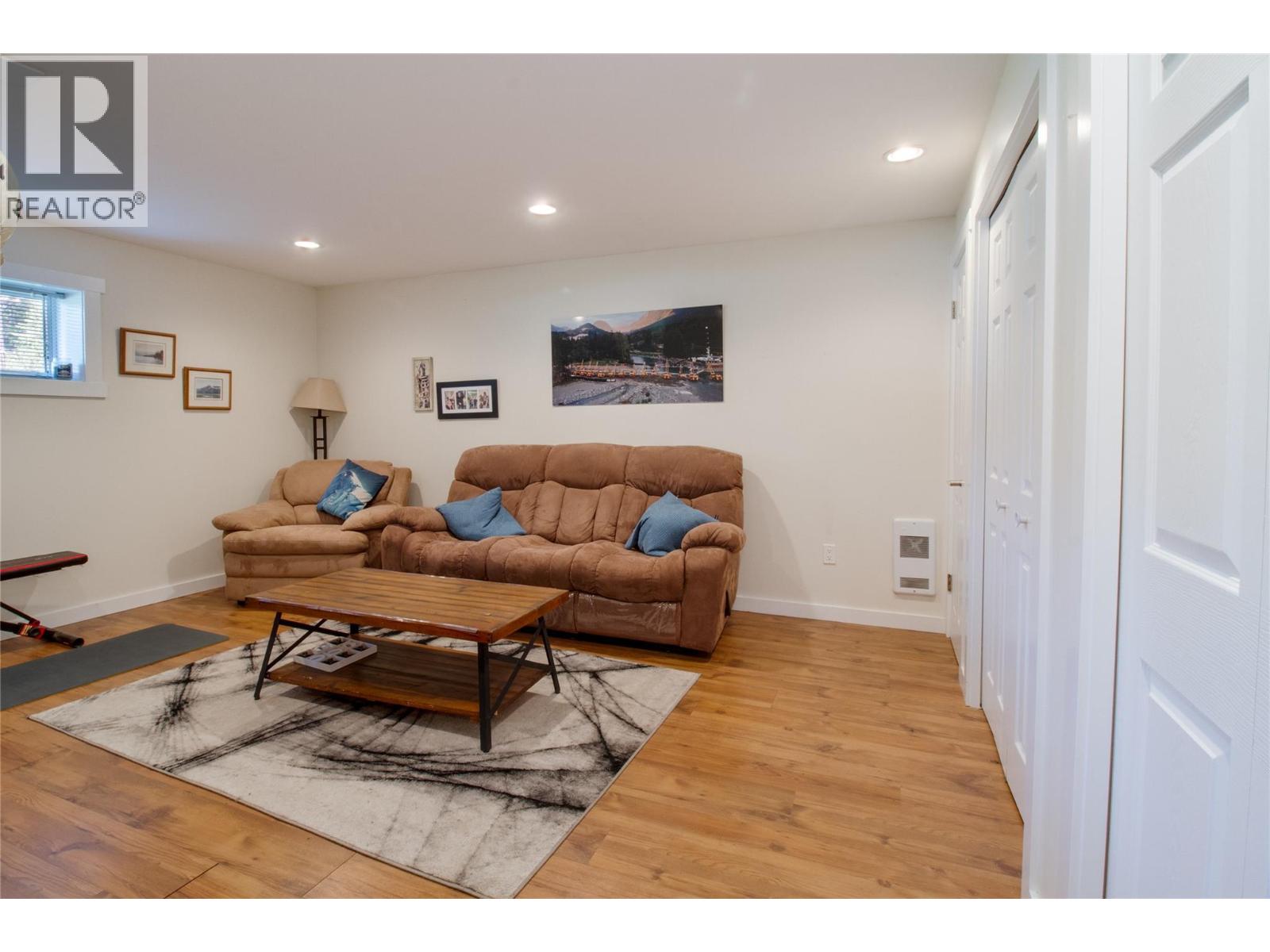 1473 Arrow Drive, Revelstoke, British Columbia  V0E 2S1 - Photo 28 - 10389821