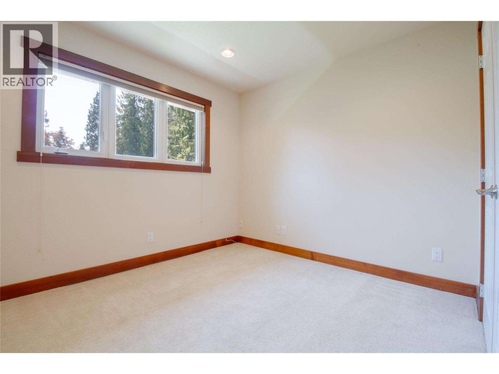 1473 Arrow Drive, Revelstoke, British Columbia  V0E 2S1 - Photo 25 - 10389821