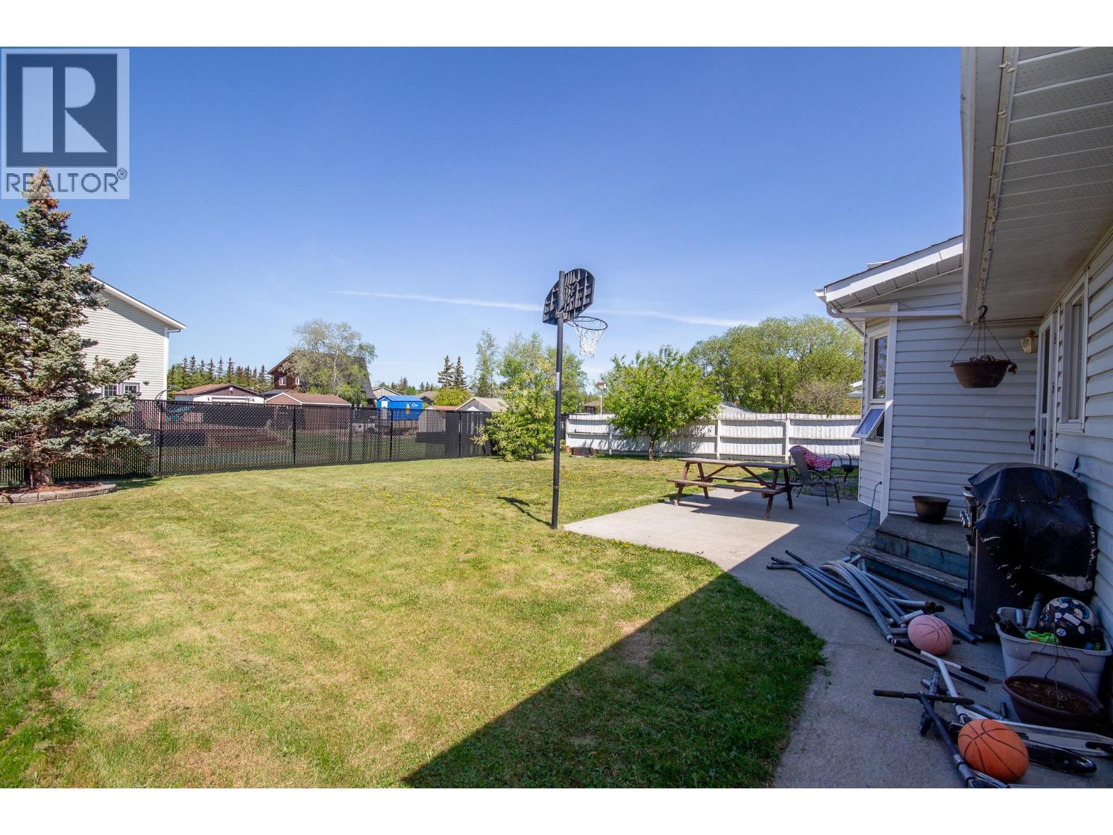 1704 Cedarwood Court, Dawson Creek, British Columbia  V1G 4L8 - Photo 21 - 10389967