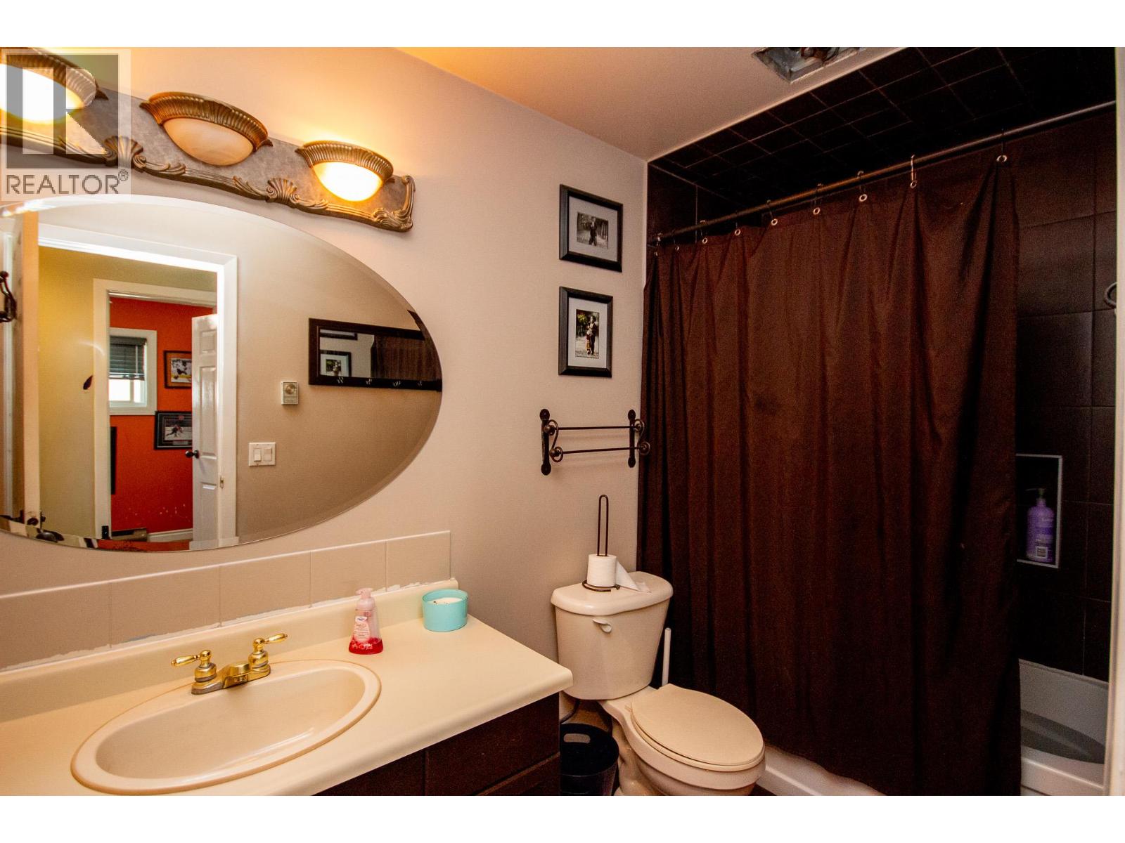 1704 Cedarwood Court, Dawson Creek, British Columbia  V1G 4L8 - Photo 14 - 10389967