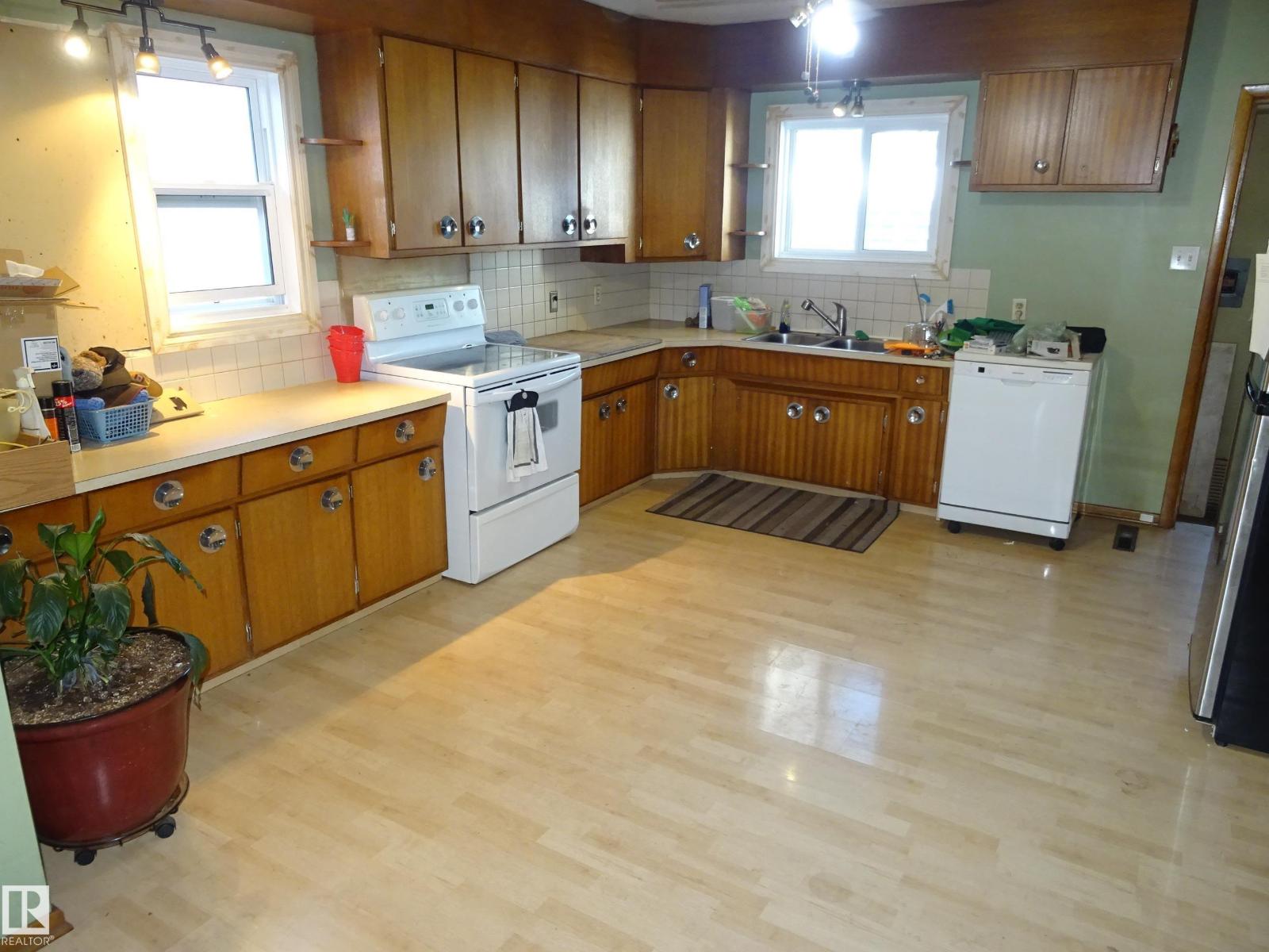 5036 52 St, Andrew, Alberta  T0B 0C0 - Photo 7 - E4475781