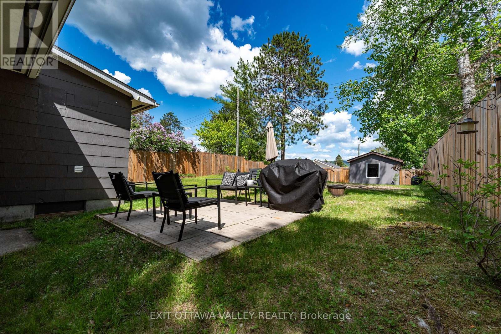 23 Summit Street, Deep River, Ontario  K0J 1P0 - Photo 22 - X13231496