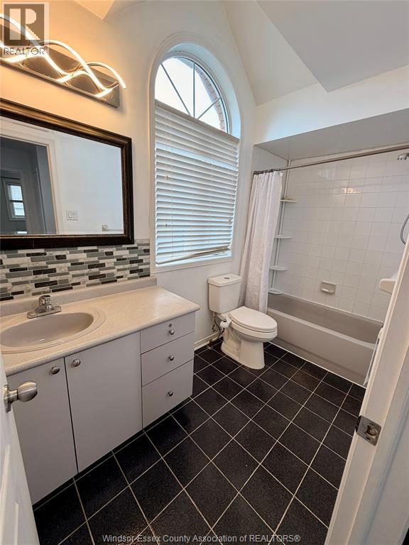1000 Peach Blossom, Windsor, Ontario  N9G 2S2 - Photo 10 - 26012861