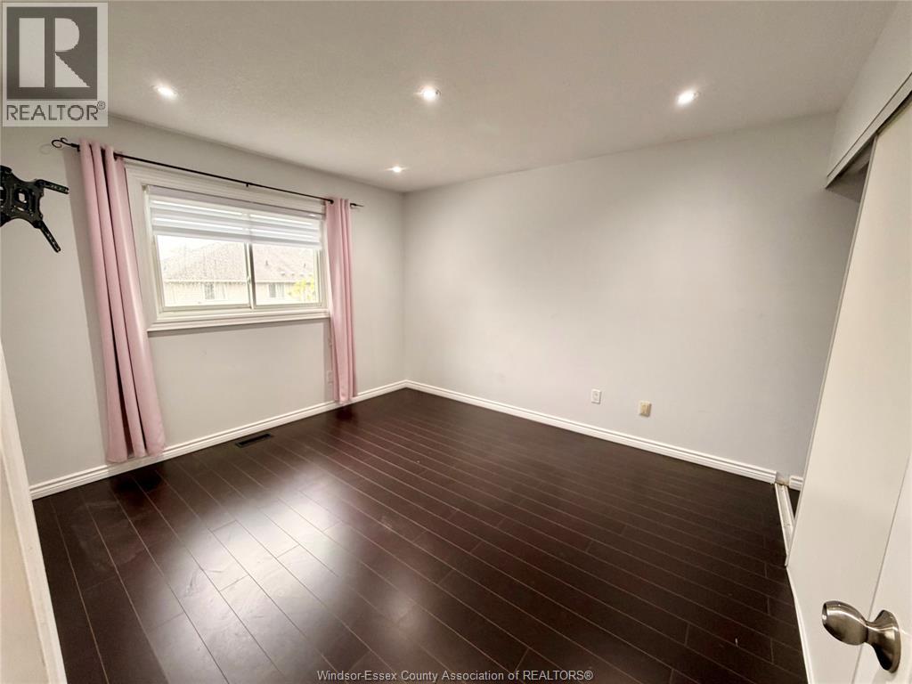 1000 Peach Blossom, Windsor, Ontario  N9G 2S2 - Photo 8 - 26012861