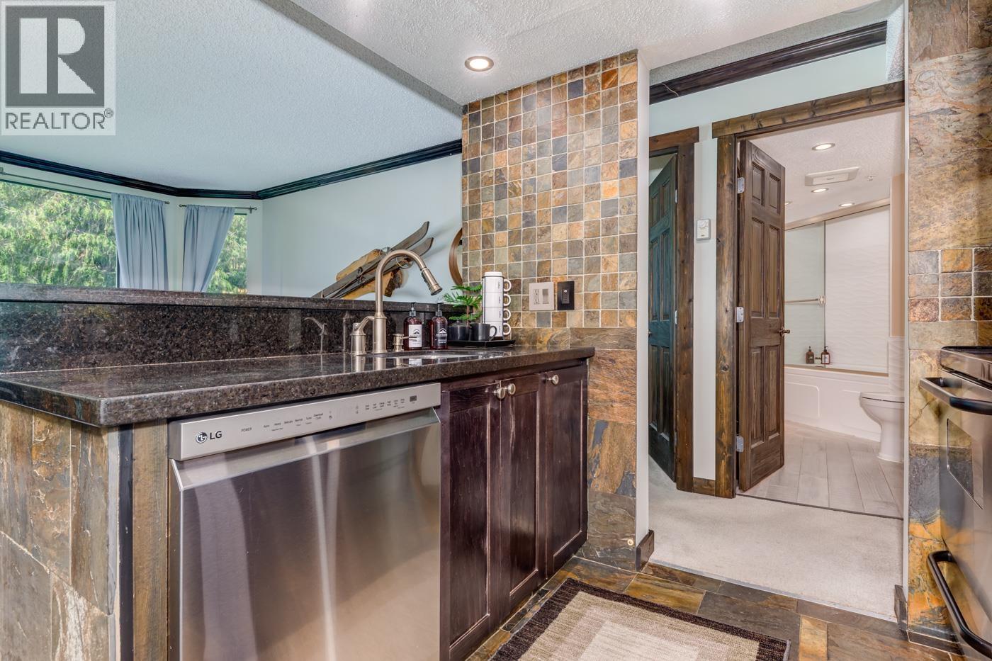 404 4809 Spearhead Drive, Whistler, British Columbia  V8E 1E8 - Photo 7 - R3131434