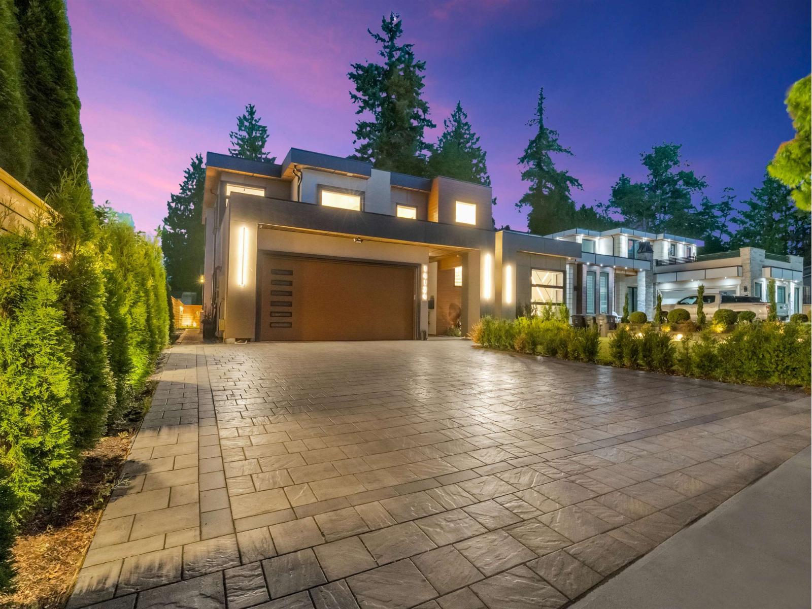 14124 71 Avenue, Surrey, British Columbia  V3W 5V3 - Photo 3 - R3130125
