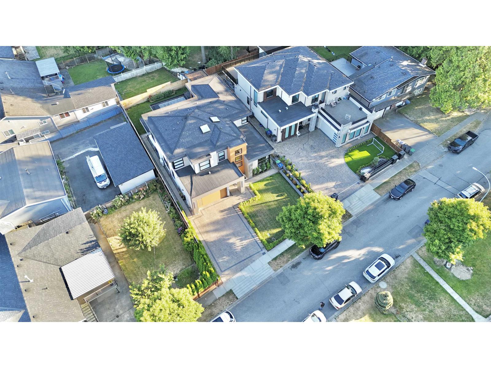 14124 71 Avenue, Surrey, British Columbia  V3W 5V3 - Photo 4 - R3130125