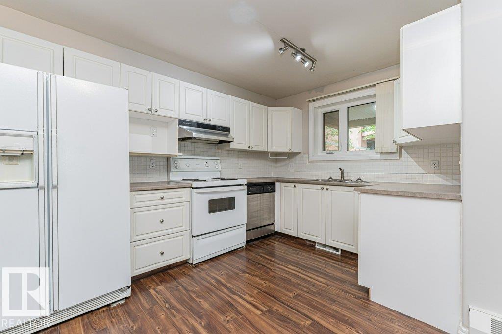 #101 10809 Saskatchewan Dr Nw, Edmonton, Alberta T6E 4S5 - Photo 12 - E4485576