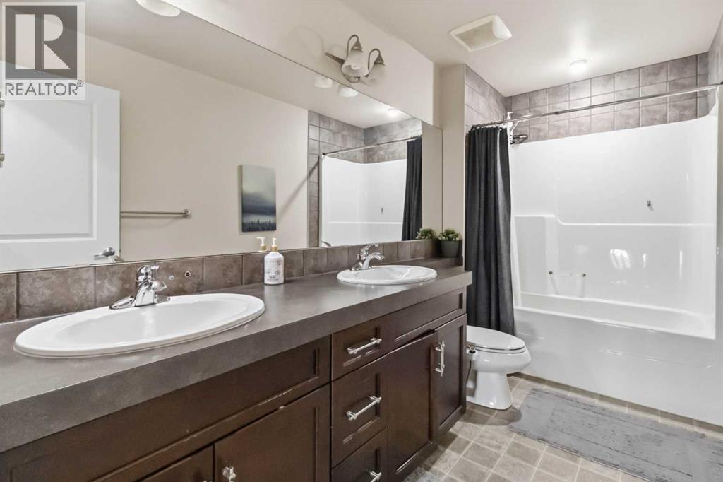 19 Saddleland Drive, Calgary, Alberta  T3J 5J3 - Photo 20 - A2301028