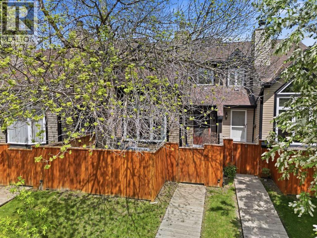 7, 12625 24 Street Sw, Calgary, Alberta  T2W 4B1 - Photo 1 - A2316318