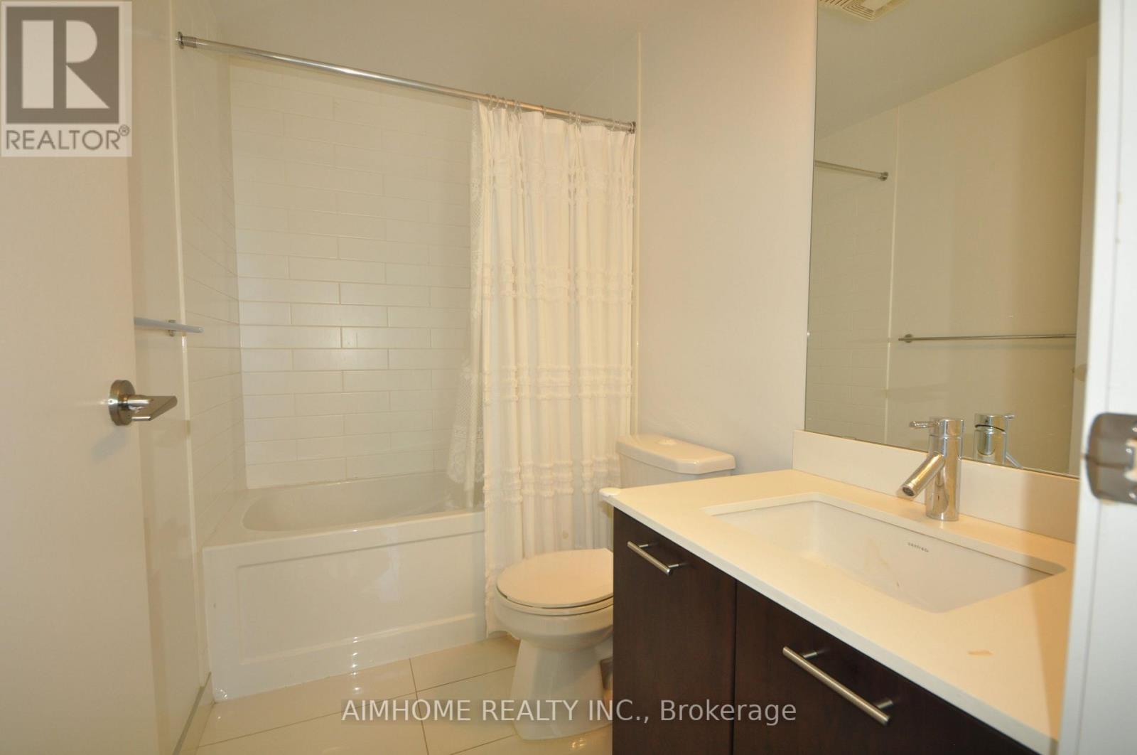 3304 - 2200 Lake Shore Boulevard, Toronto, Ontario  M8V 1A4 - Photo 12 - W13212526