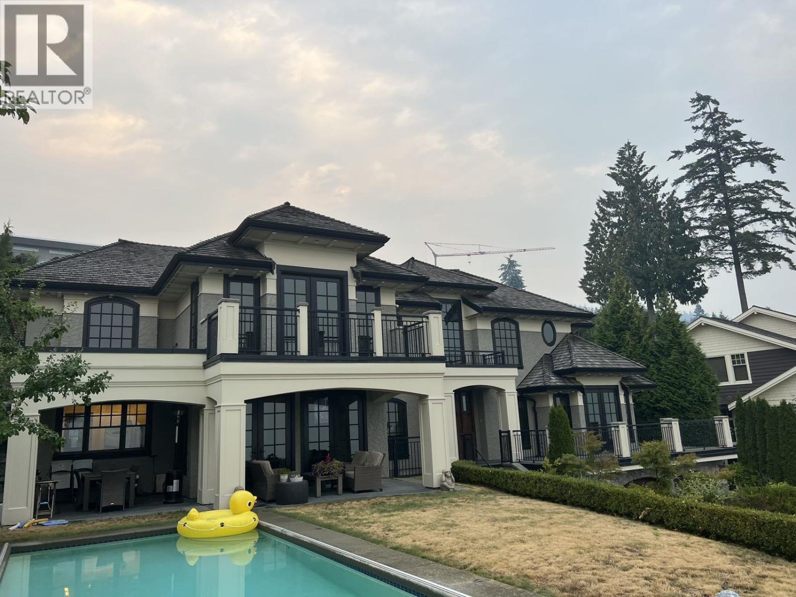 1379 Chartwell Drive, West Vancouver, British Columbia  V7S 2R4 - Photo 2 - R3131448