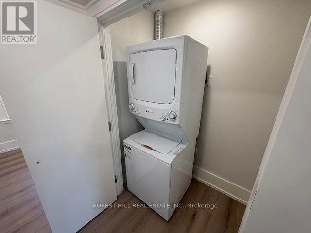 2nd Level - 13 Thomas Street, Mississauga, Ontario  L5M 1Y4 - Photo 8 - W13229238