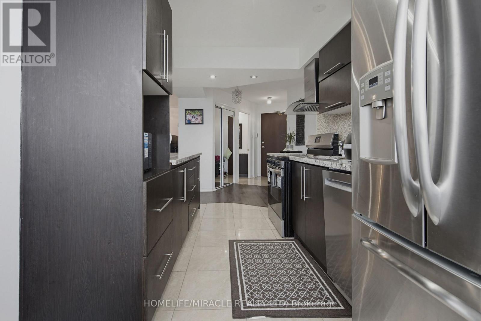 Ph211 - 7250 Yonge Street, Vaughan, Ontario  L4J 7X1 - Photo 19 - N13231526