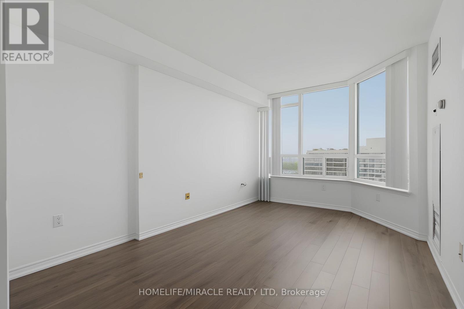 Ph211 - 7250 Yonge Street, Vaughan, Ontario  L4J 7X1 - Photo 7 - N13231526