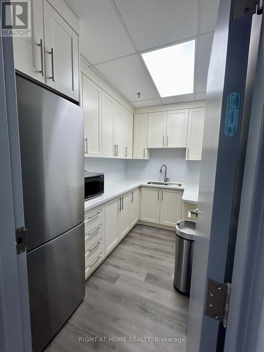 203 - 2750 14th Avenue, Markham, Ontario  L3R 0B6 - Photo 8 - N13231530