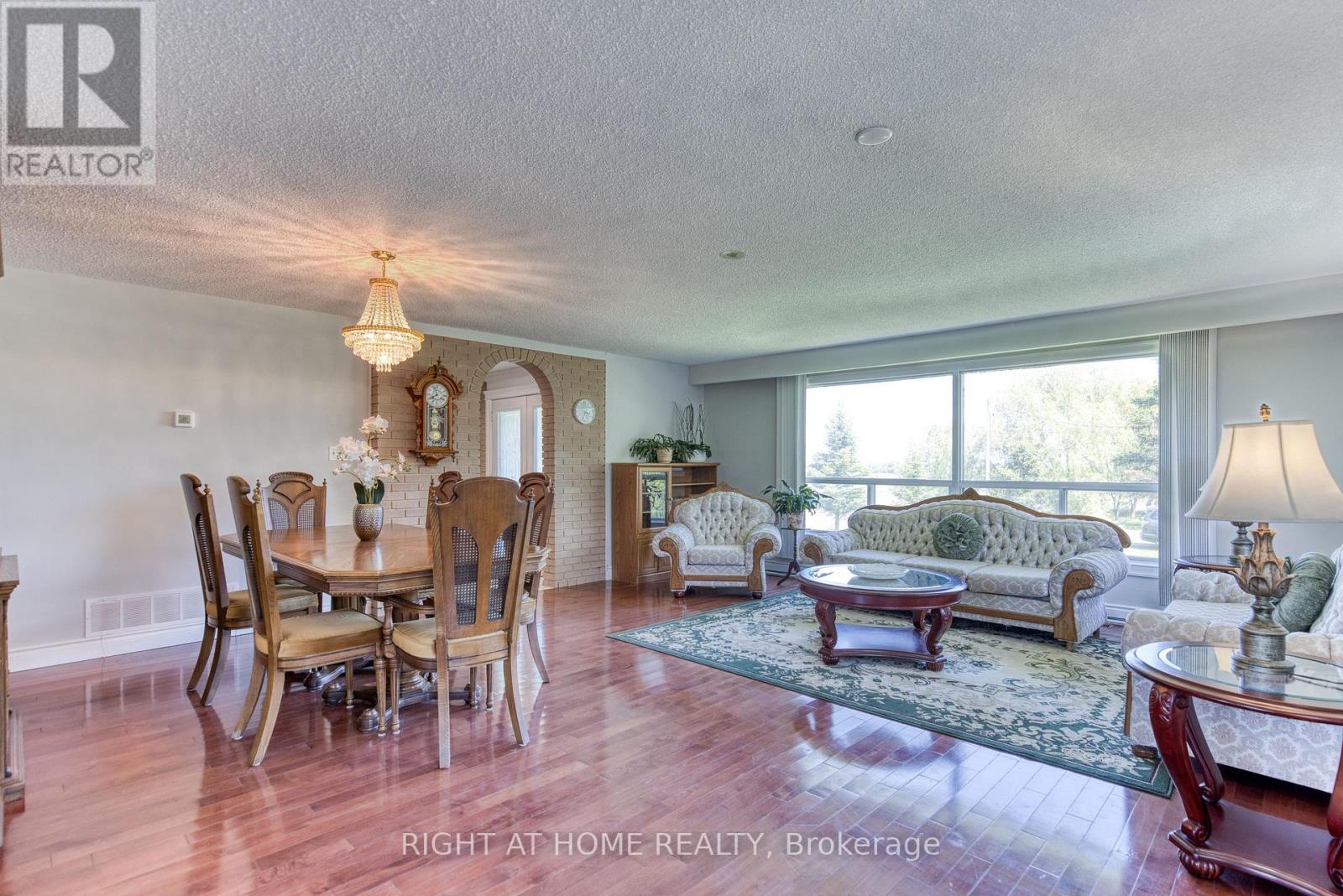 7770 Healey Road, Caledon, Ontario  L7E 0V5 - Photo 10 - W13231492