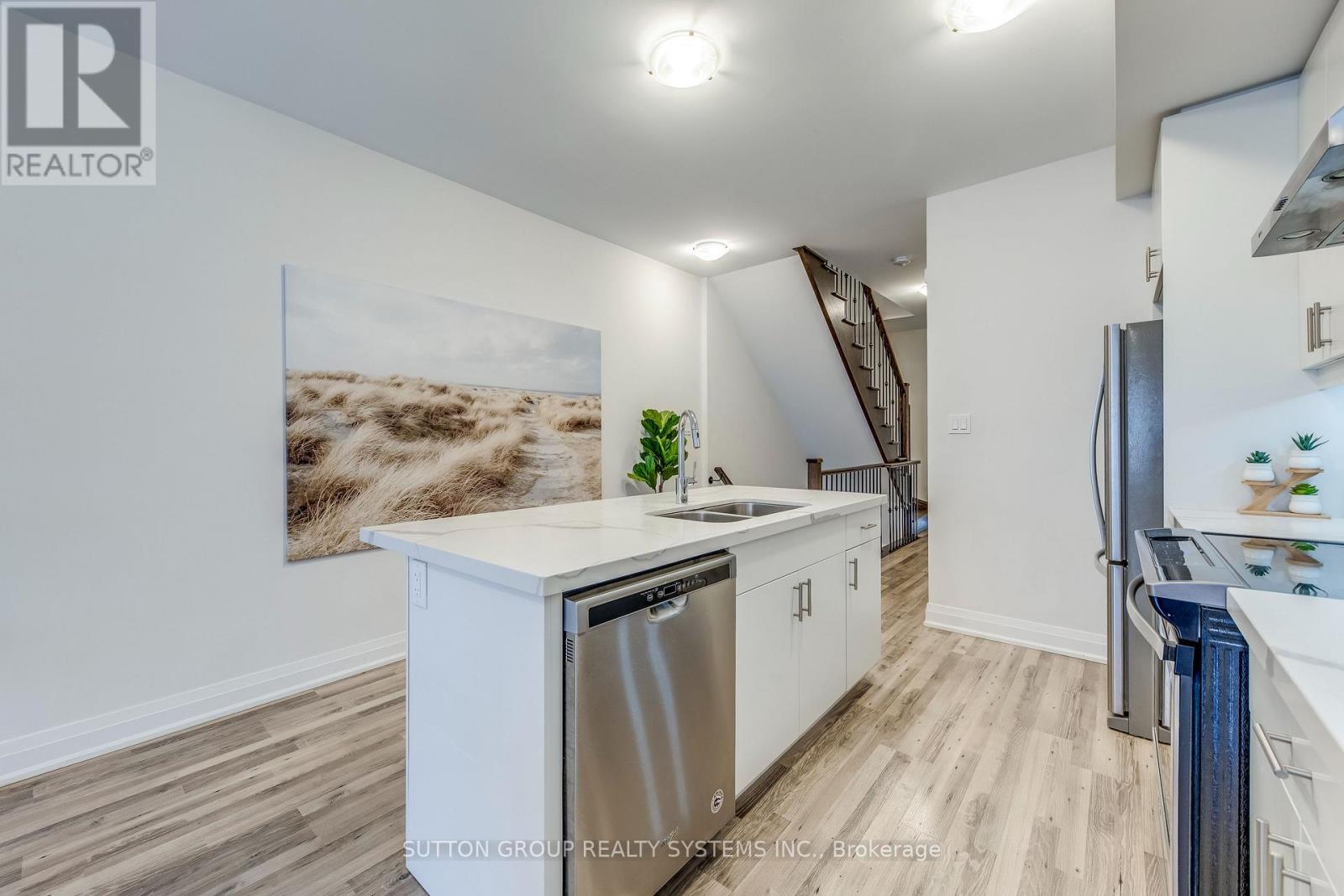 Upper - 1 - 1774a Lawrence Avenue W, Toronto, Ontario  M6L 0A3 - Photo 11 - W13231512