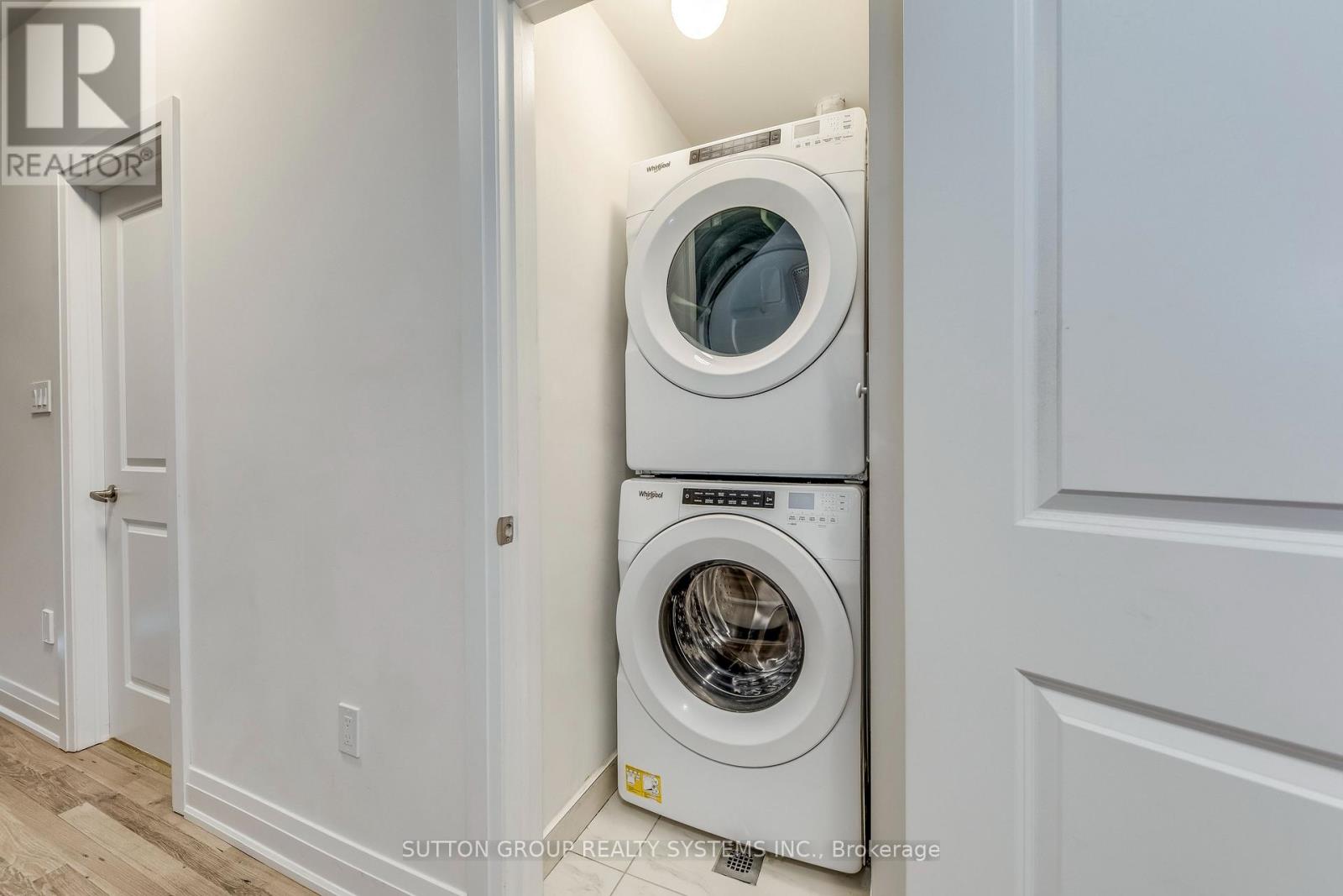 Upper - 1 - 1774a Lawrence Avenue W, Toronto, Ontario  M6L 0A3 - Photo 23 - W13231512