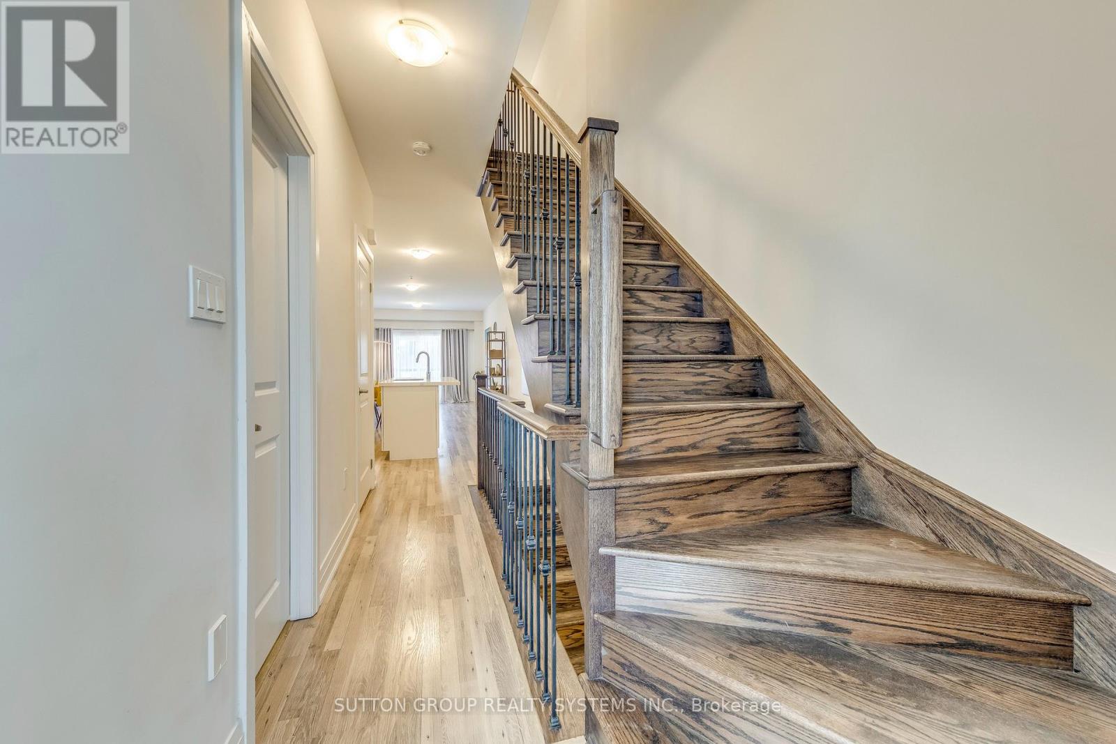 Upper - 1 - 1774a Lawrence Avenue W, Toronto, Ontario  M6L 0A3 - Photo 24 - W13231512