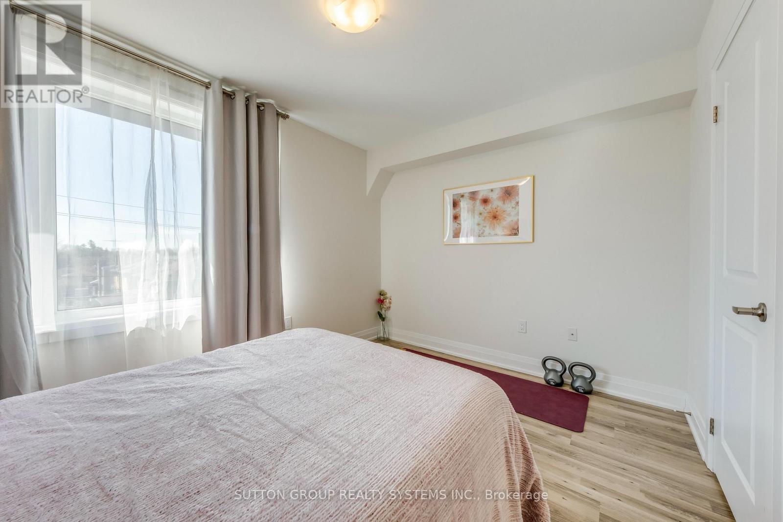Upper - 1 - 1774a Lawrence Avenue W, Toronto, Ontario  M6L 0A3 - Photo 27 - W13231512