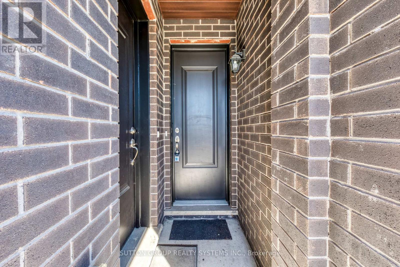 Upper - 1 - 1774a Lawrence Avenue W, Toronto, Ontario  M6L 0A3 - Photo 4 - W13231512