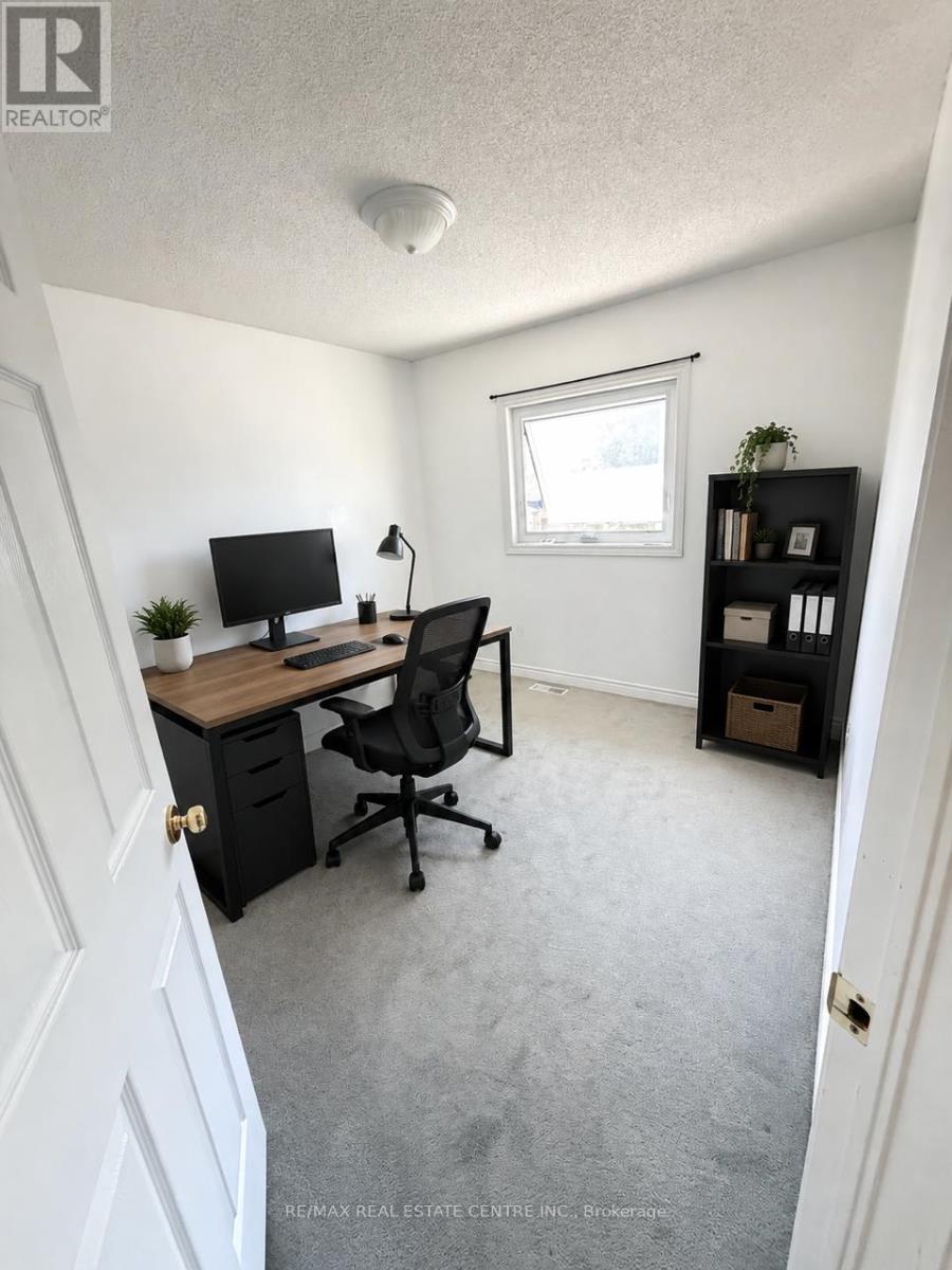 3335 Edgewood Place, Burlington, Ontario  L7M 4N1 - Photo 17 - W13231518