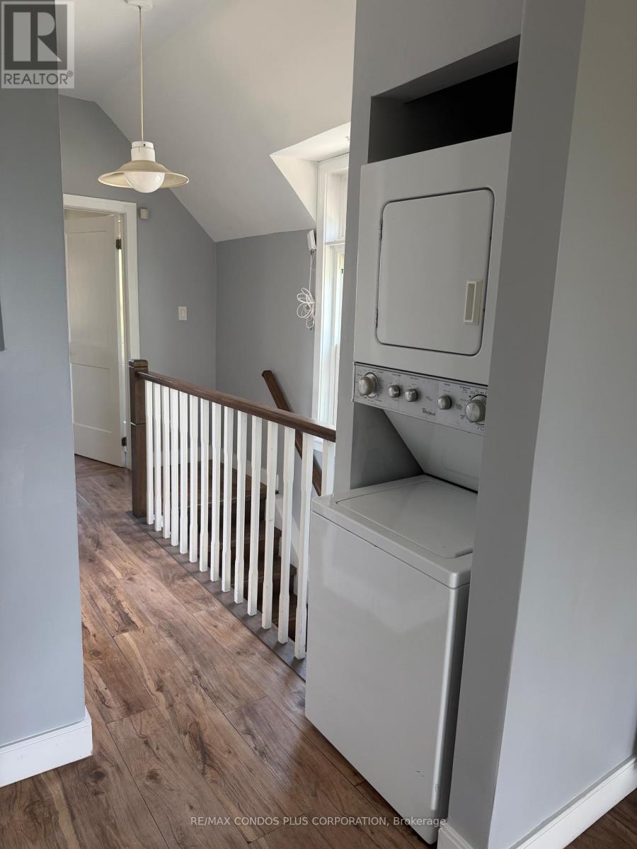 Upper Unit # 2 - 869 Beach Boulevard, Hamilton, Ontario L8H 6Z5 - Photo 14 - X13027140