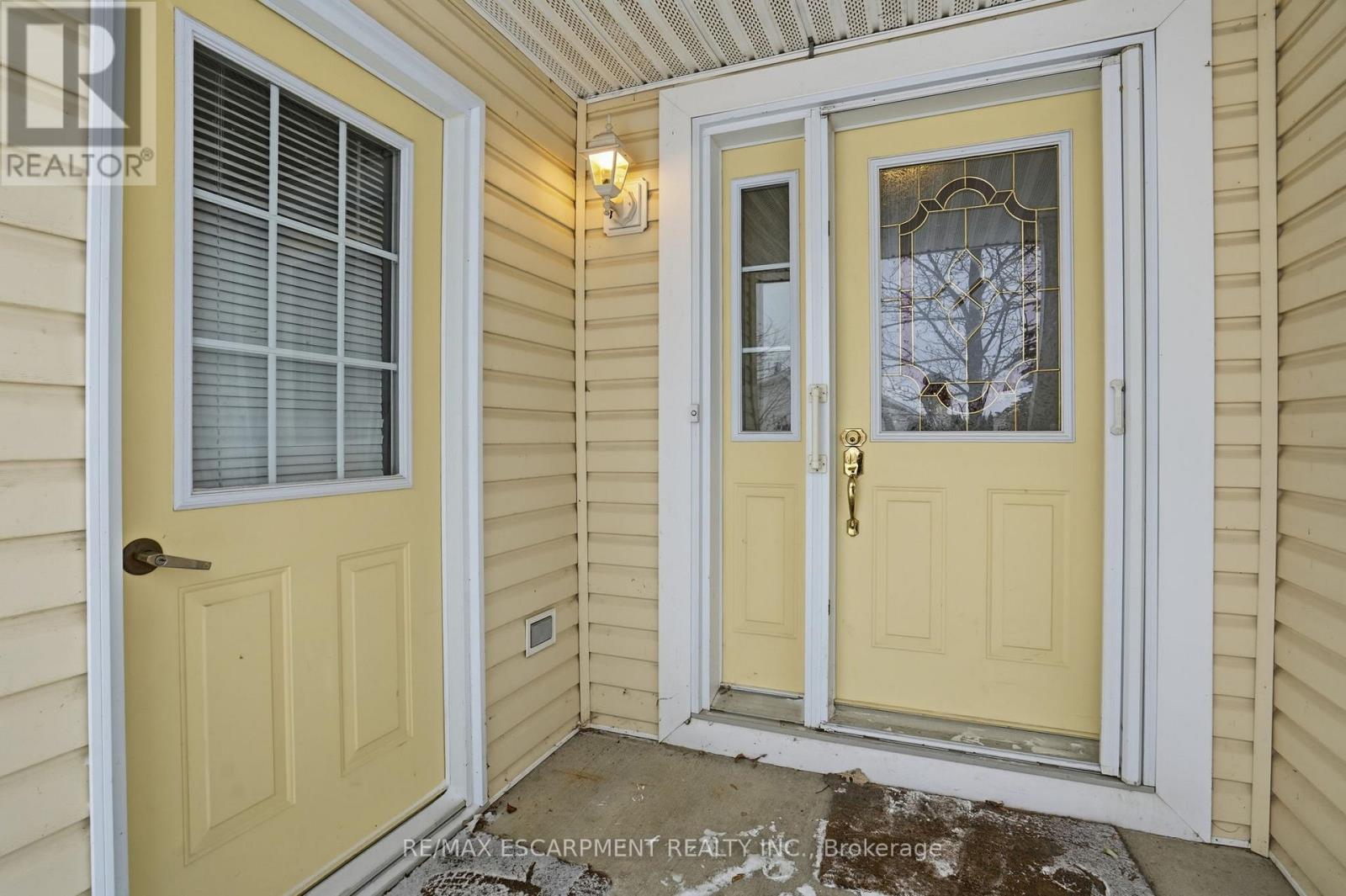 148 Glenariff Drive, Hamilton, Ontario  L8B 1A5 - Photo 2 - X13231502